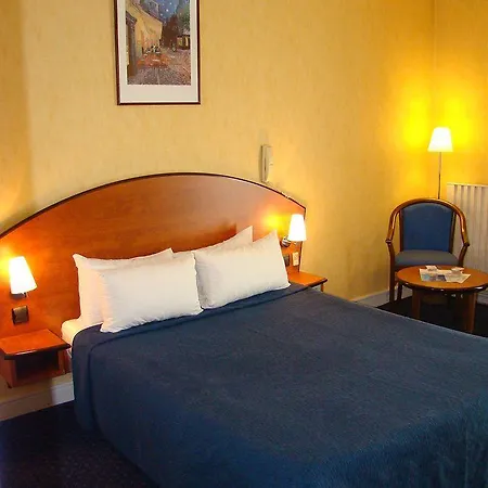 Hotel Grand 3*
