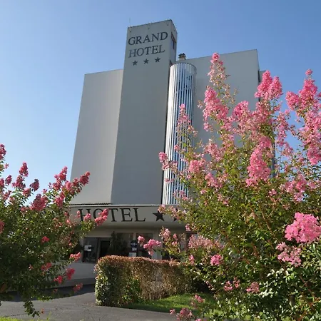 Grand Otel